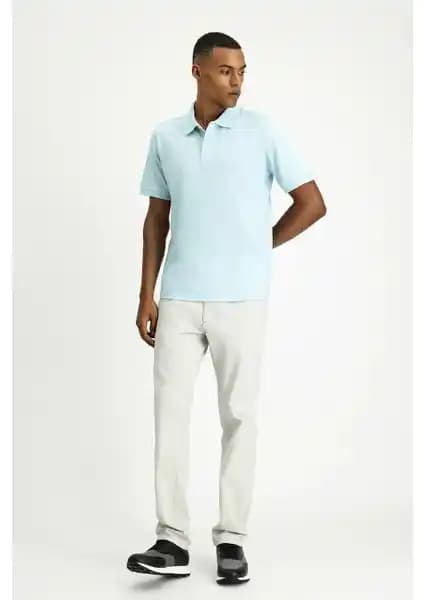 Kiğılı Polo Yaka Nakışlı Pamuk Tişört Erkekler İçin Konfor ve Şıklık Sunar