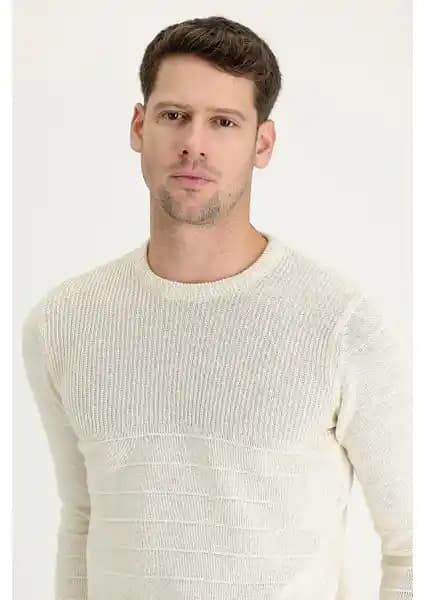 Kiğılı Slim Fit Desenli Bisiklet Yaka Erkek Triko Kazak Modern ve Şık Tasarım