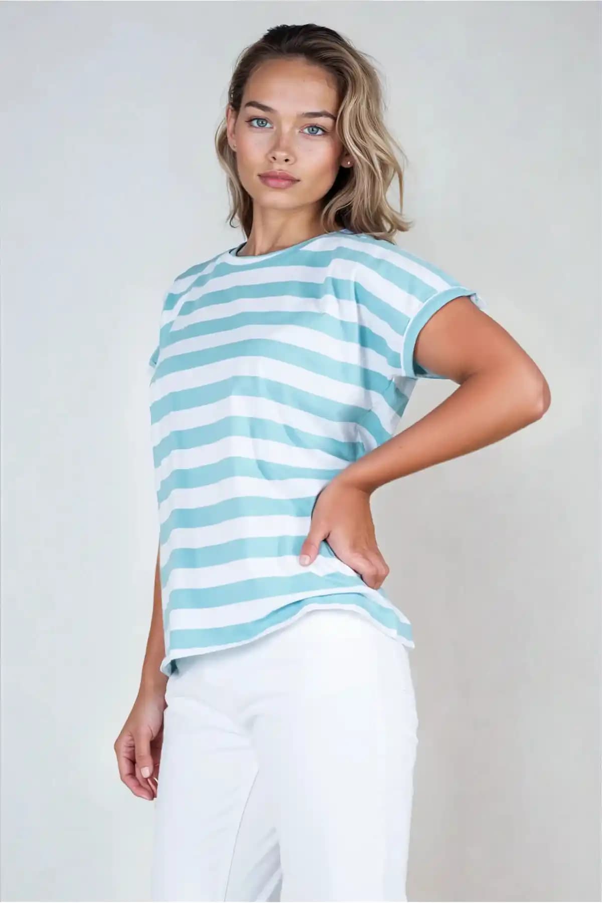 Kyron %100 Pamuk Çizgili Düşük Kol Kadın Tişörtü Günlük Şıklık İçin Uygun