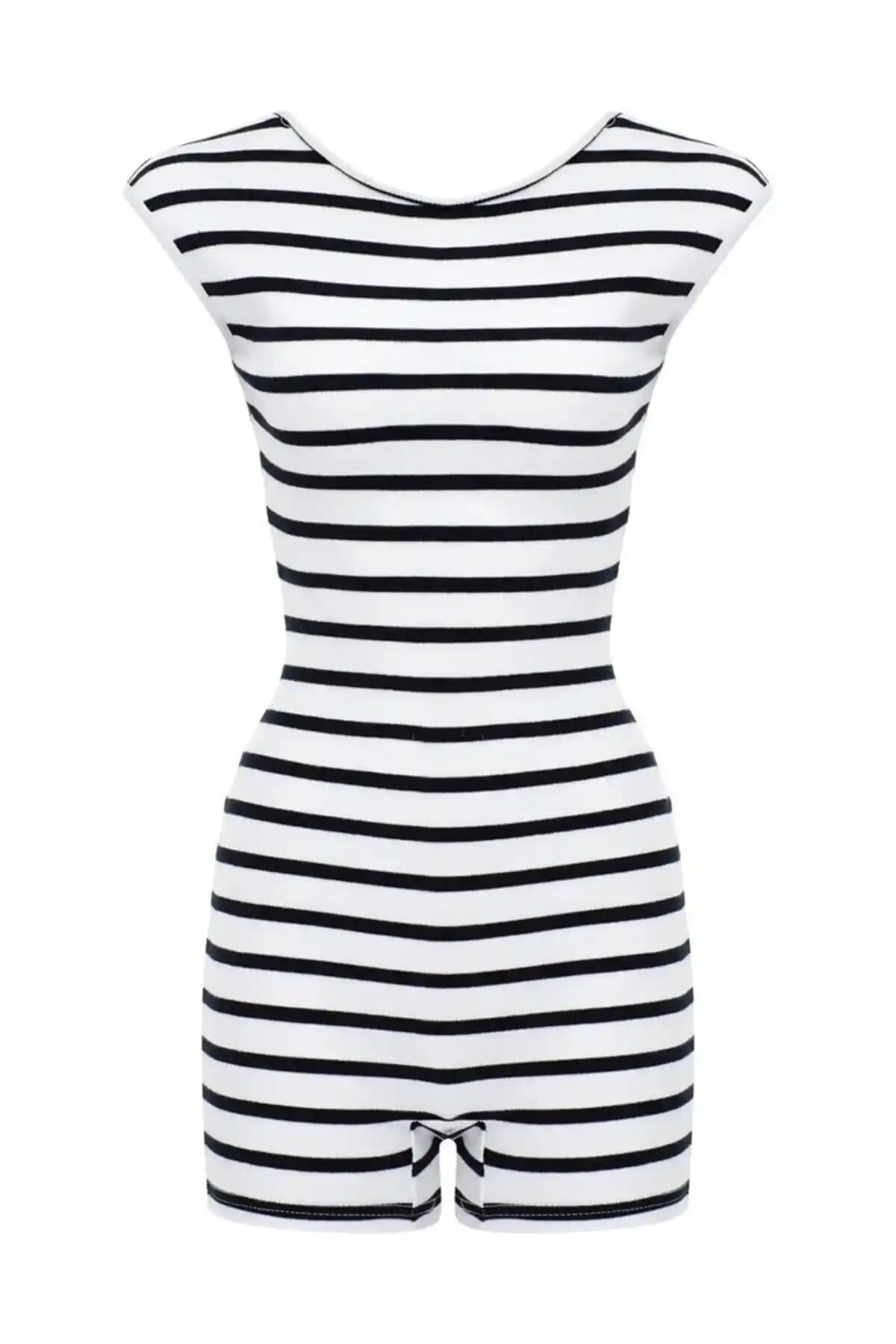 La Sarta Como Sırt Dekolteli Mini Şortlu Siyah Beyaz Çizgili Kaşkorse Tulum İncelemesi