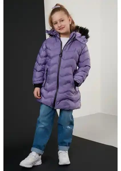 Lela Yakası Suni Kürklü Kapüşonlu Şişme Mont: Kız Çocukları İçin Şık ve Sıcak Kış Kıyafeti