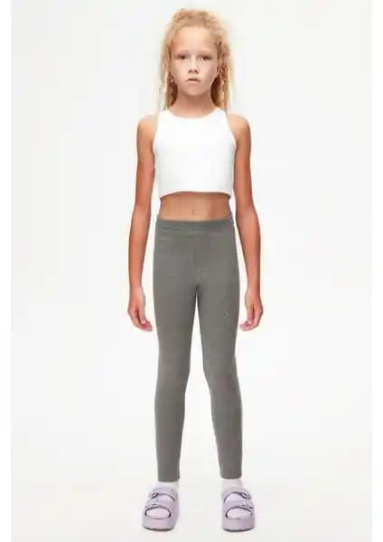 Lovetti Buz Gri Kız Çocuk Kışlık Tayt: Konfor ve Şıklığı Bir Arada Sunan Tasarım