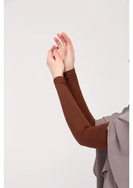 Manolya Şal Likralı Kaymayan Kurtarıcı: Konfor ve Şıklığın Pratik Bir Buluşması