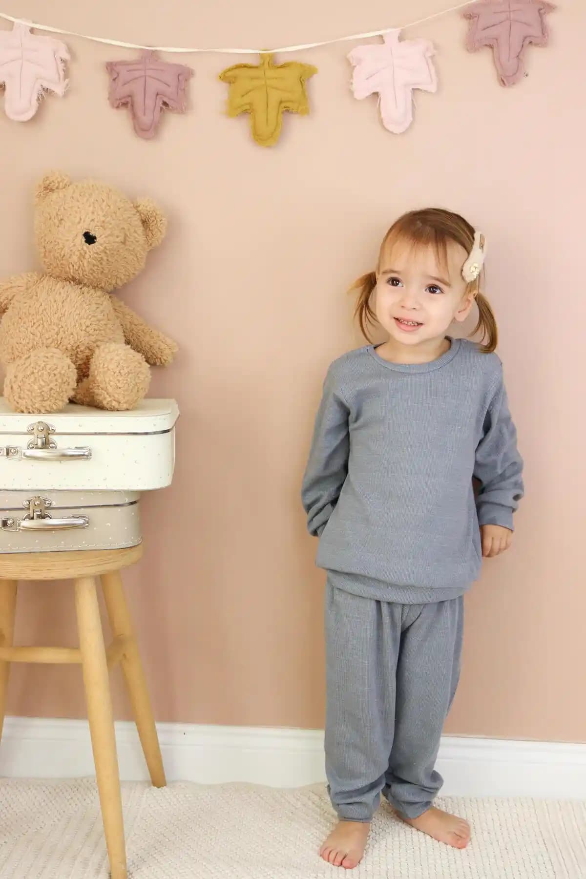 MiaBaby Kaşkorse Mevsimlik Pijama Takımı: Rahat ve Şık Çocuk Giyim Seçeneği