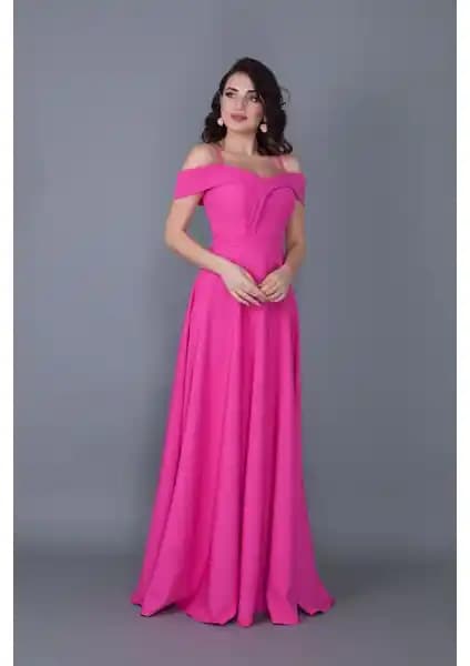 No48 Fuşya Kayık Yaka Düşük Omuz Detaylı Maxi Abiye Elbise Kadınlar İçin Şık Tasarım