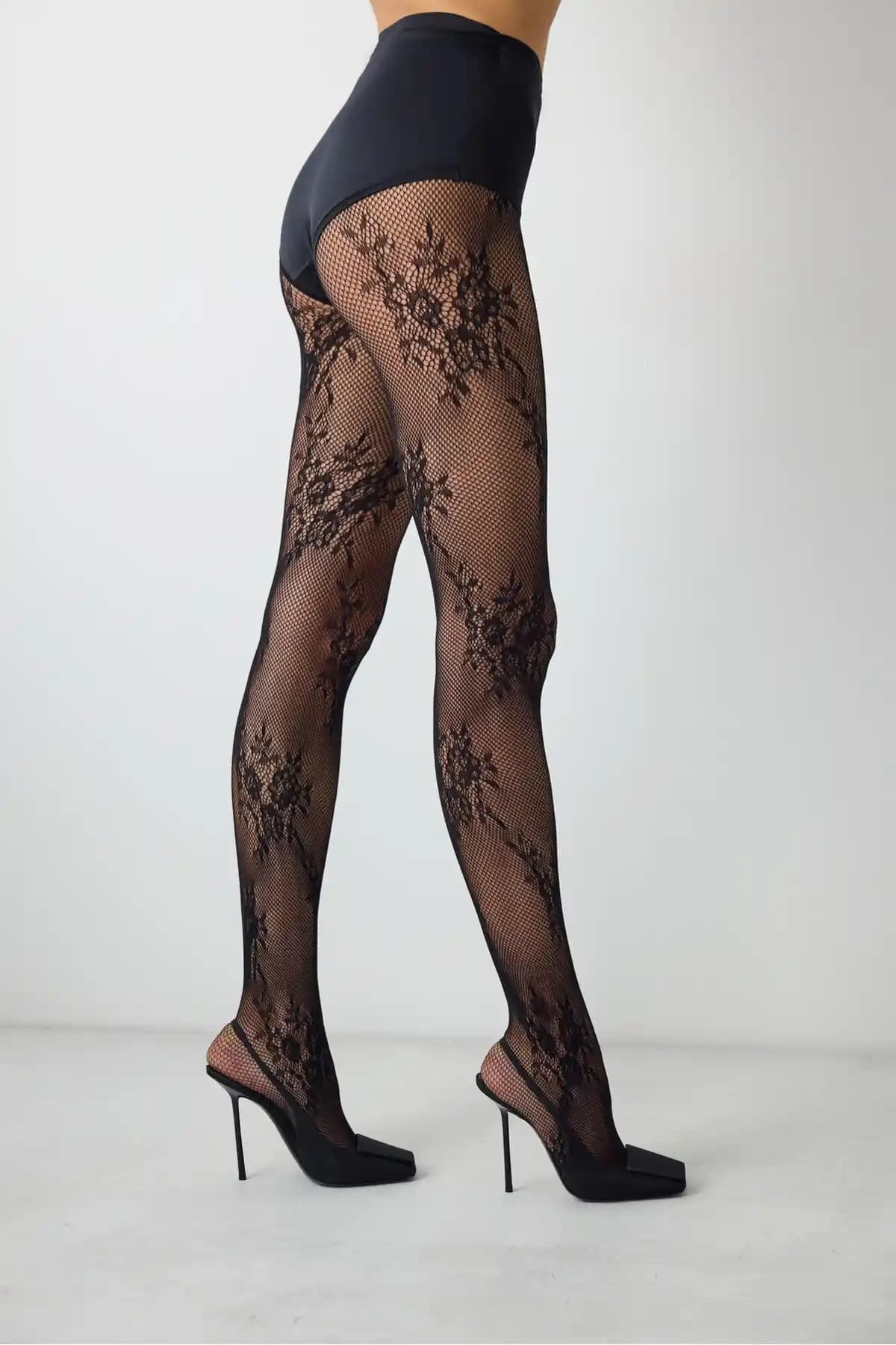 Penti Roses File Siyah Külotlu Çorap: Şık ve Konforlu Tasarım ile Günlük ve Özel Kullanım