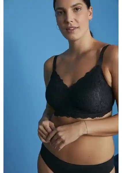 Penti Siyah Balensiz Lily Toparlayıcı Sütyen: Şıklık ve Konforun Birleşimi