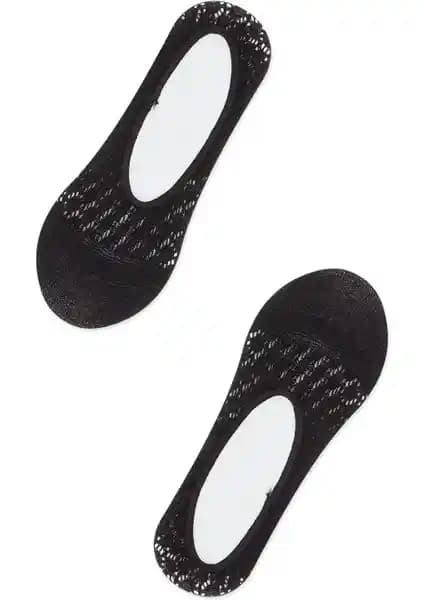 Penti Siyah Dantelli Babet Çorabı: Şıklık ve Konforu Bir Arada Sunan Kadın Aksesuarı