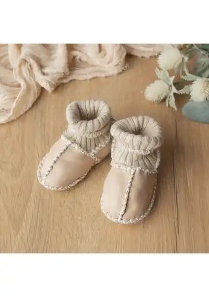 Sare Baby Deri Bebek Ayakkabısı: Yeni Sezon Unisex Modeli Sağlıklı ve Konforlu Tasarım