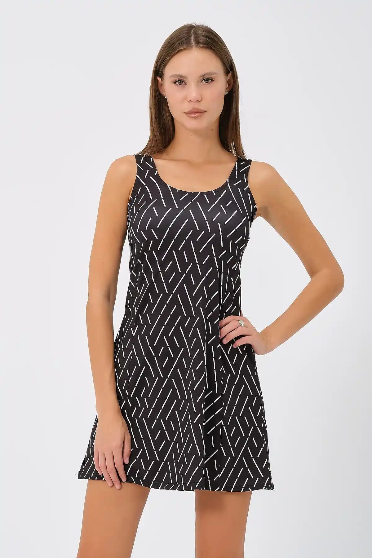 Vawensea Kadın Kendinden Bitişik Şortlu Elbise Mayo Modern Tasarım ve Yüksek Konfor Sağlar