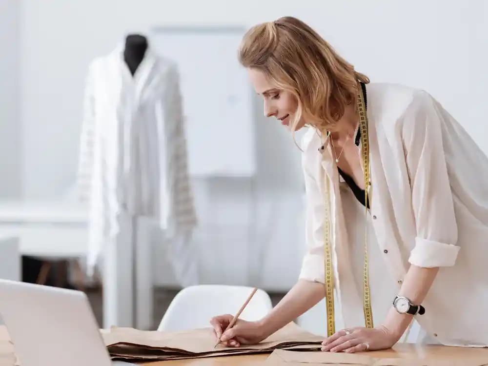 Kişisel ve Tutarlı Stil Oluşturmanın Yolları: Mevsimlere ve Etkinliklere Uyum Sağlamak