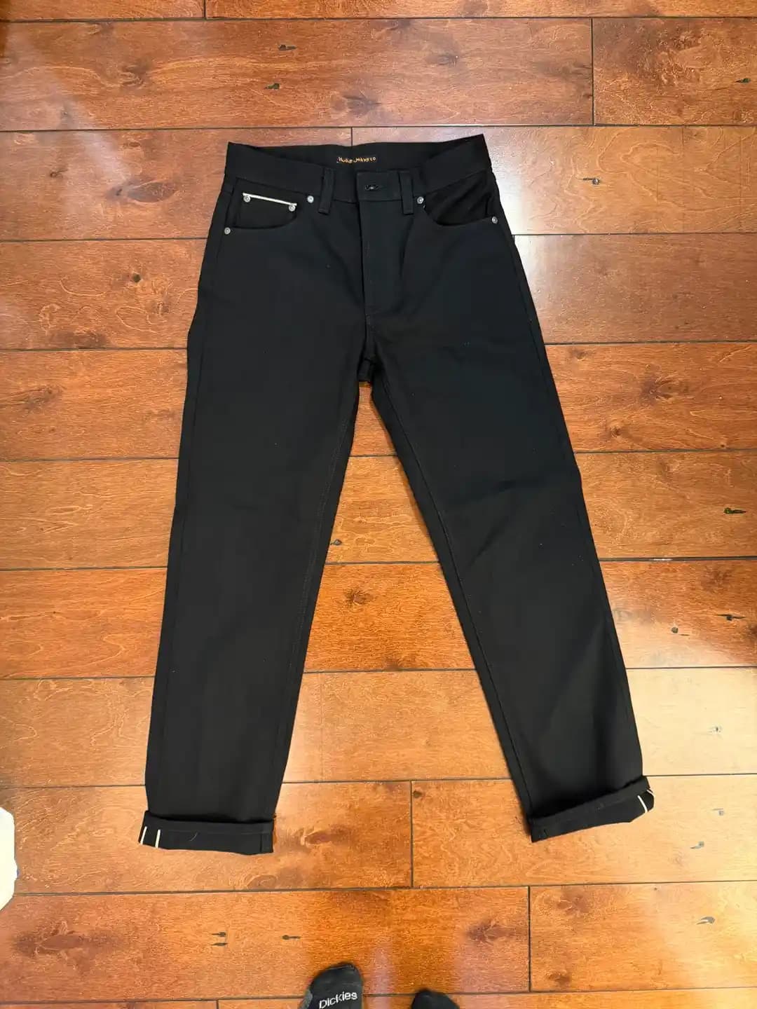 Nudie Jeans: Raw Denim Özellikleri, Küresel Popülerlik ve Kullanıcı Deneyimleri