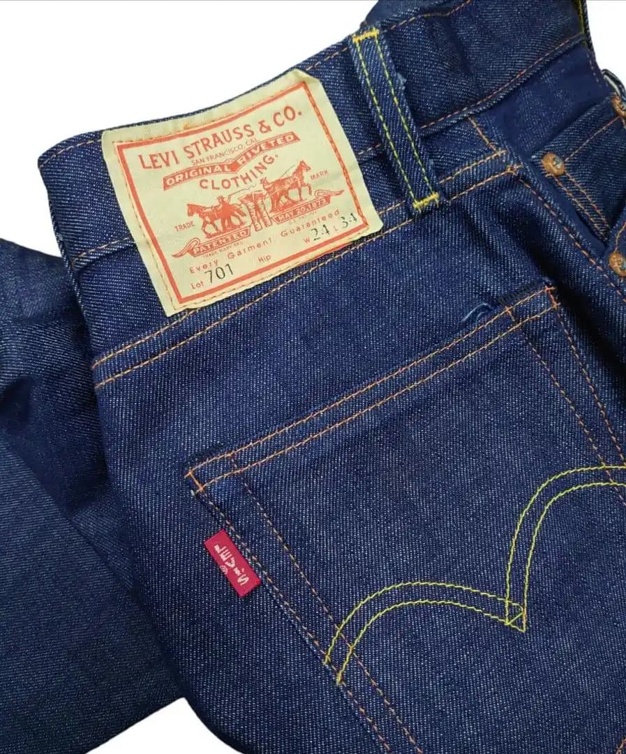 Raw Denim Dünyasında Markalar, Kumaş Kalitesi ve Kesim Seçenekleri Üzerine Güncel Bilgiler