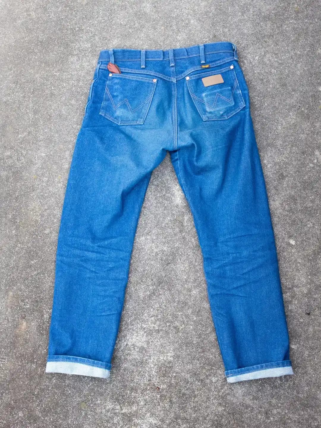 Wrangler 13MWZ Indigo Invitational Y5 Kot Pantolonları: 3 Aylık Kullanım ve Bakım Analizi