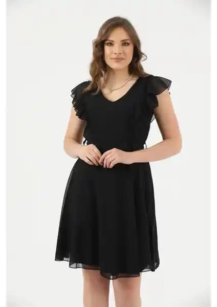 Ceylen Şifon Mini Elbise: Şık ve Rahat Tasarımıyla Kadınlar İçin Uygun Alternatif