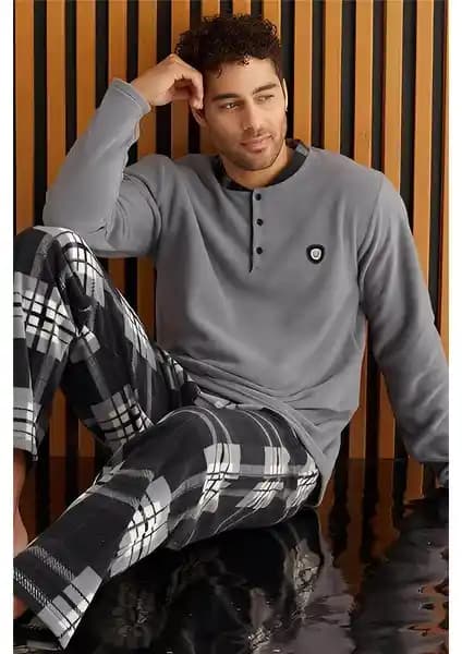 Erkek Polar Pijama Takımı Gri Beyaz Ekose Desenli Konfor ve Şıklık Sunar