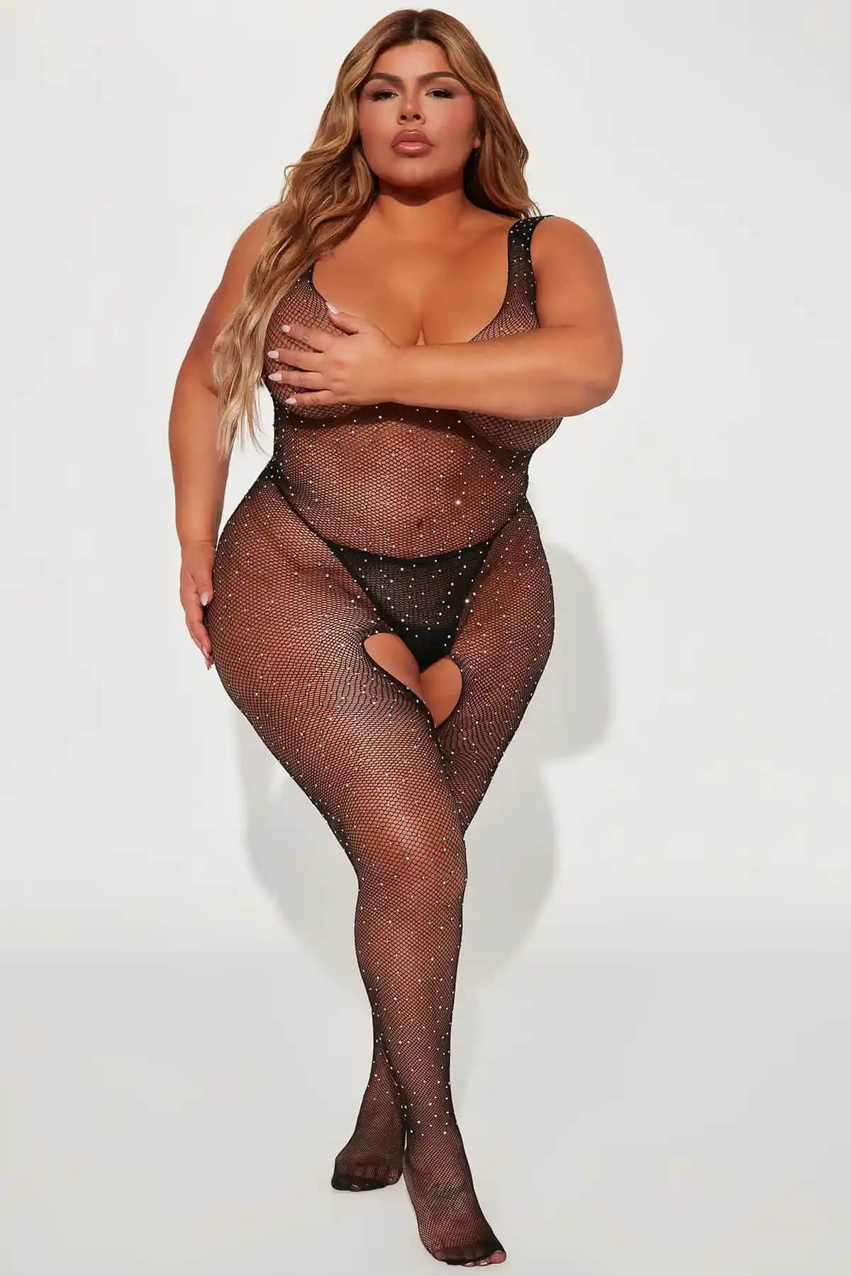 Bernato Büyük Beden Geniş Kalıp Askılı Taşlı Vücut Çorabı Şık ve Konforlu Tasarım