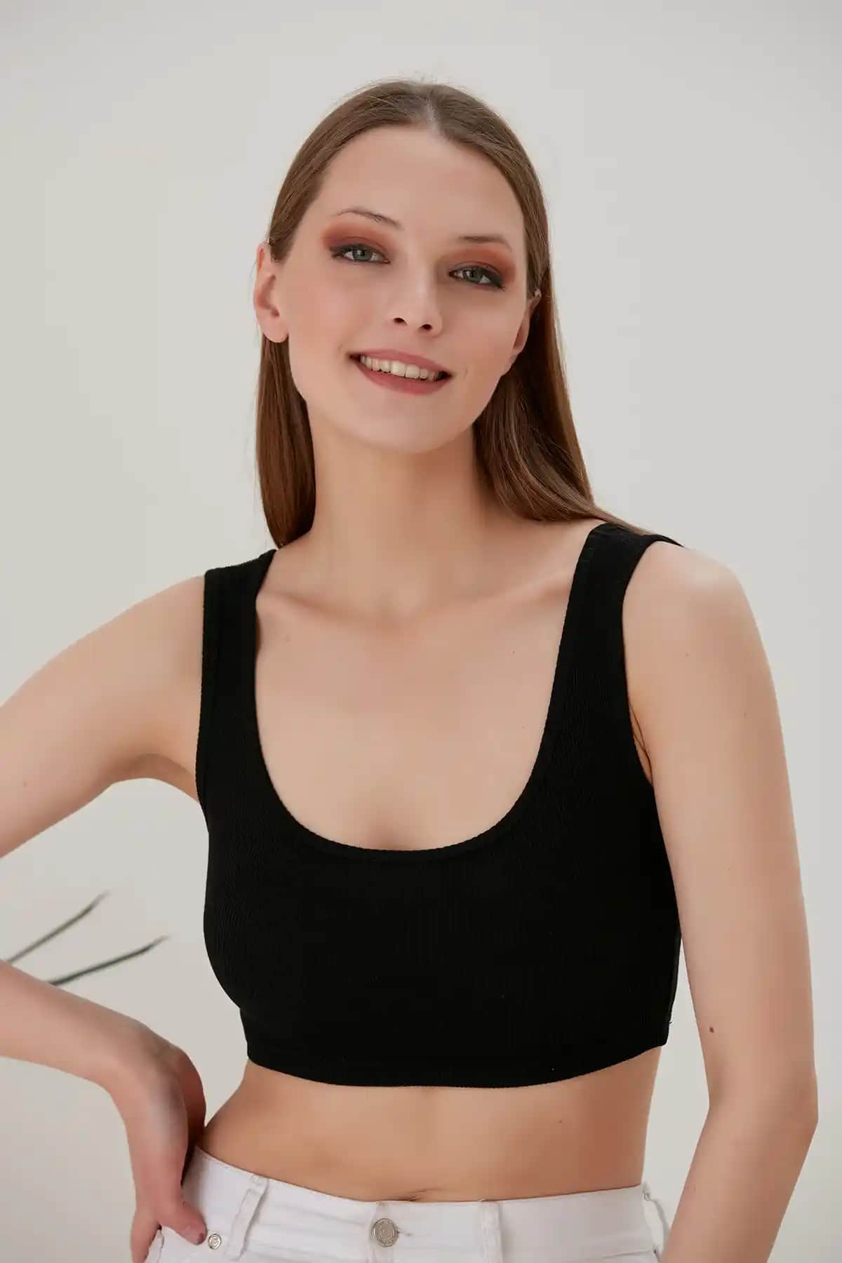 CATSPY Siyah Fitilli Vücuda Oturan Havuz Yaka Atlet Günlük ve Spor Kullanımına Uygun