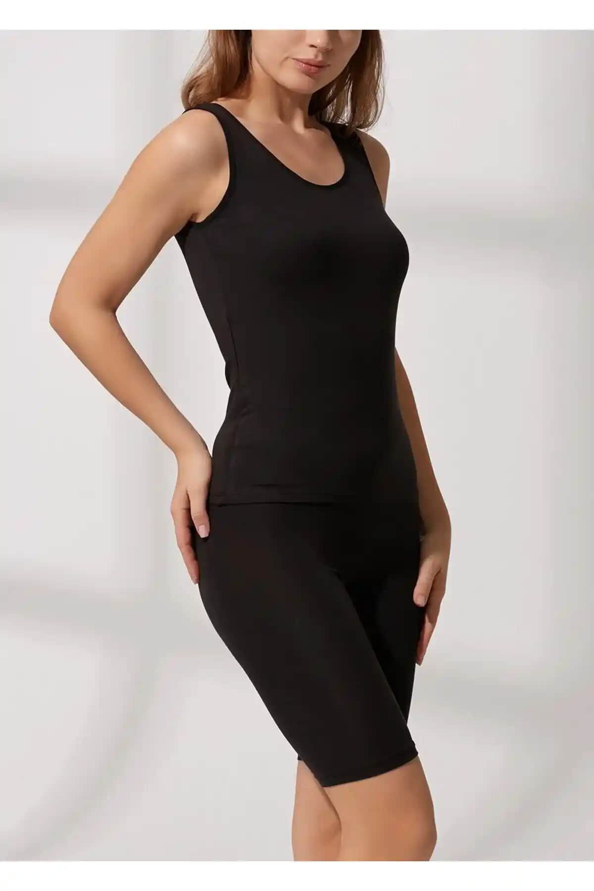 Suwen Kadın Siyah Soft Touch Kalın Askılı Atlet: Şıklık ve Konforun Mükemmel Buluşması