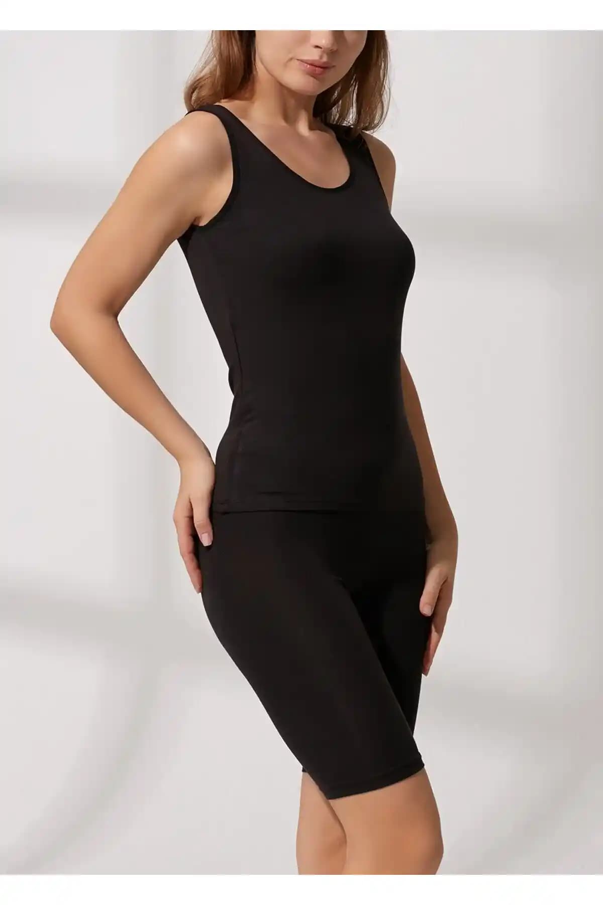 Suwen Kadın Siyah Soft Touch Kalın Askılı Atlet: Şıklık ve Konforun Mükemmel Buluşması