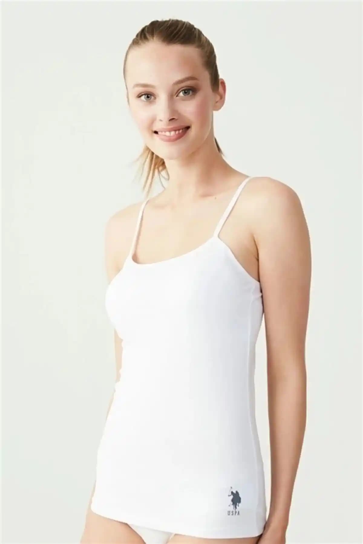 U.S. Polo Assn. Kadın Beyaz İp Askılı Atlet: Şıklık ve Konforun Buluştuğu Modern Tasarım