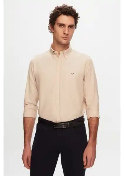 D'S Damat Slim Fit Ekru Oxford Gömlek: Modern Tasarım ve Konforun Buluşması