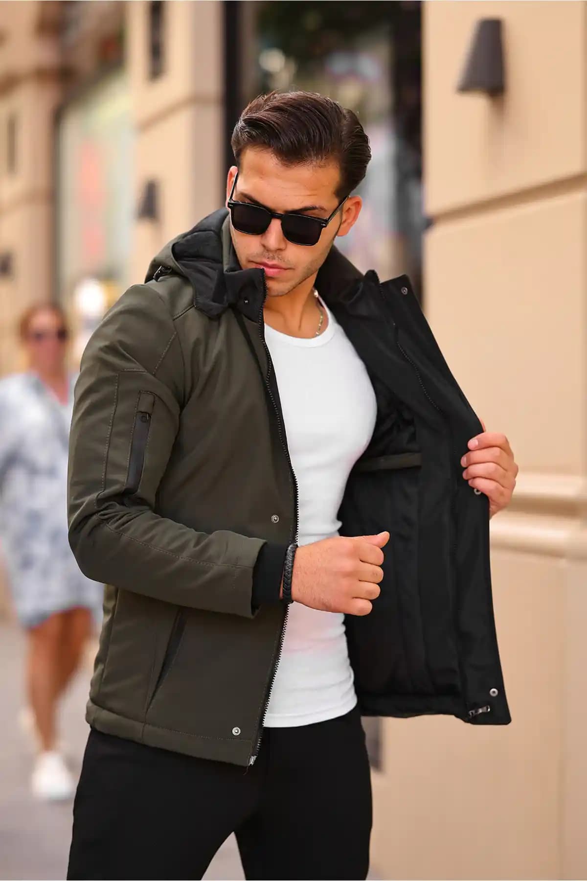 gm giyimarket Outdoor Softshell Erkek Montu: Soğuk ve Zorlu Havalara Dayanıklı Koruma