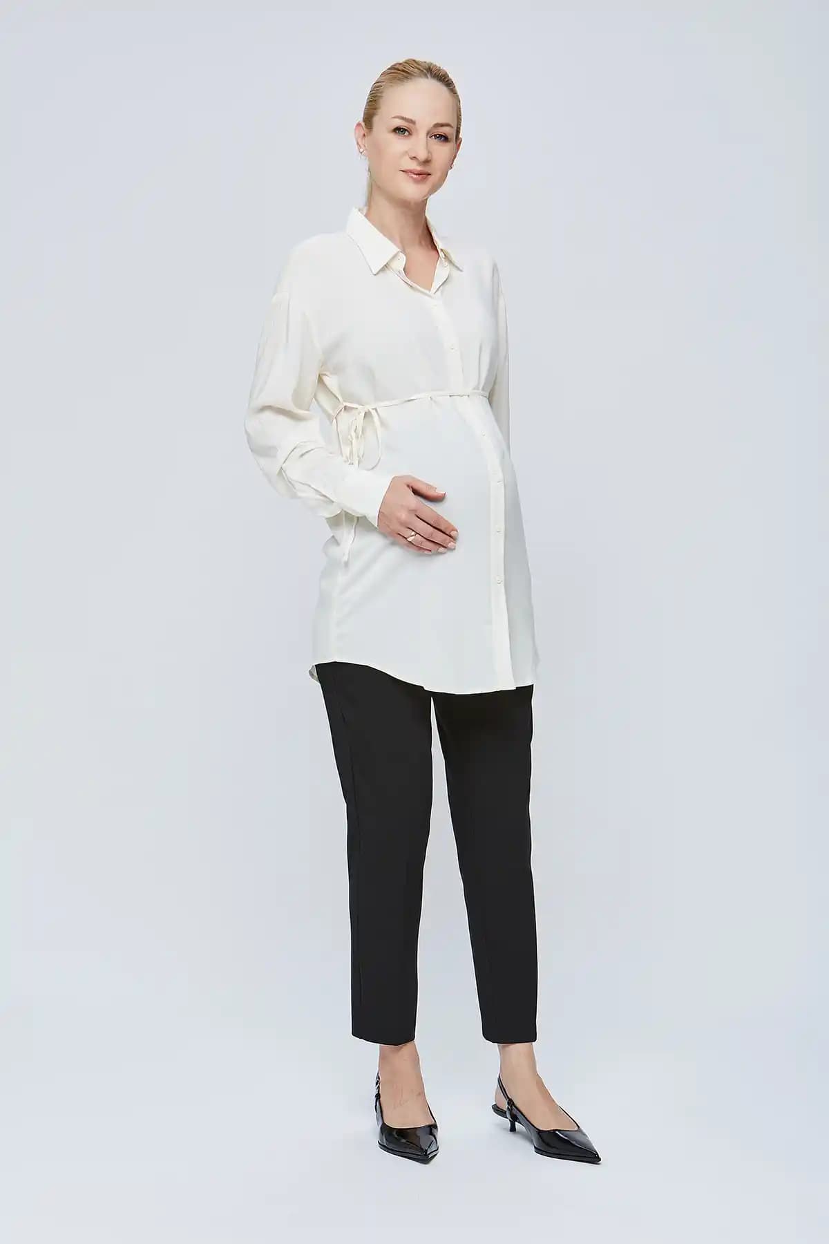 Motherway Hamile Kumaş Cigaret Pantolon: Rahatlık ve Şıklığı Buluşturan Tasarım