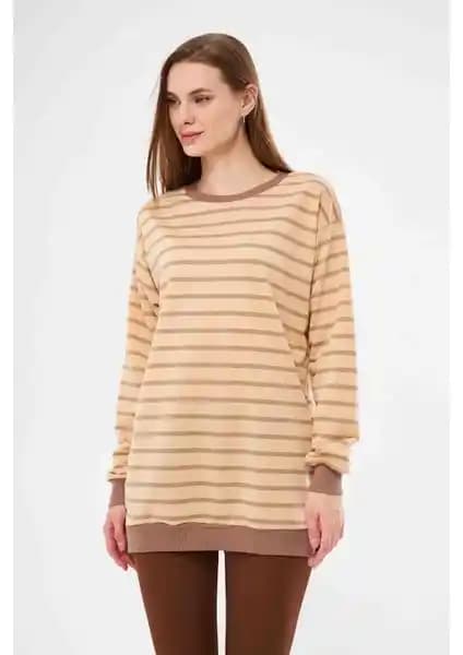 SEVENLINE İki İplikli Çizgili Tesettür Tunik: Rahatlık ve Şıklığın Buluşması