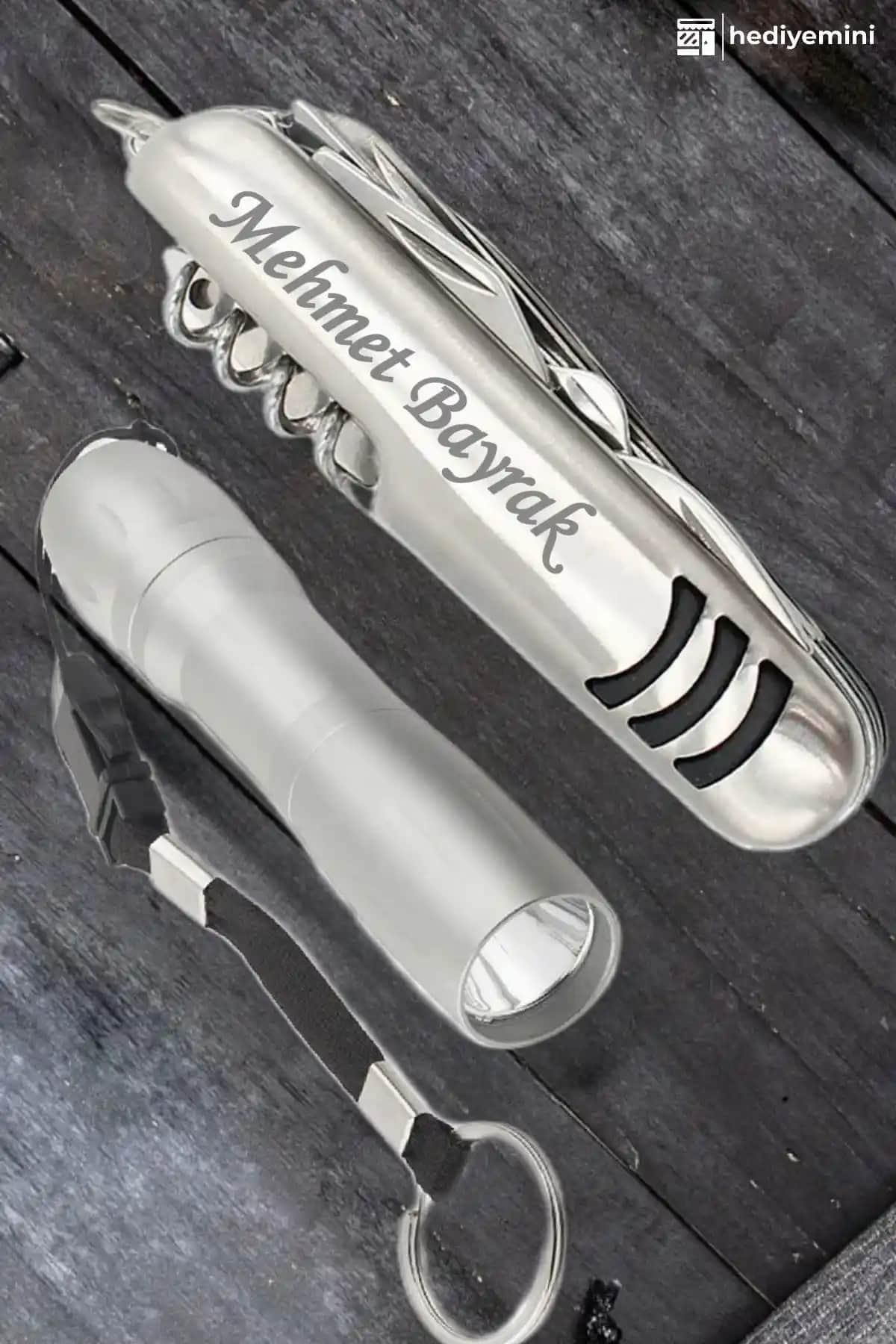 MegaMe Kişiye Özel Çok Fonksiyonlu Çakı ve Fener Seti Anneler Günü Hediyesi